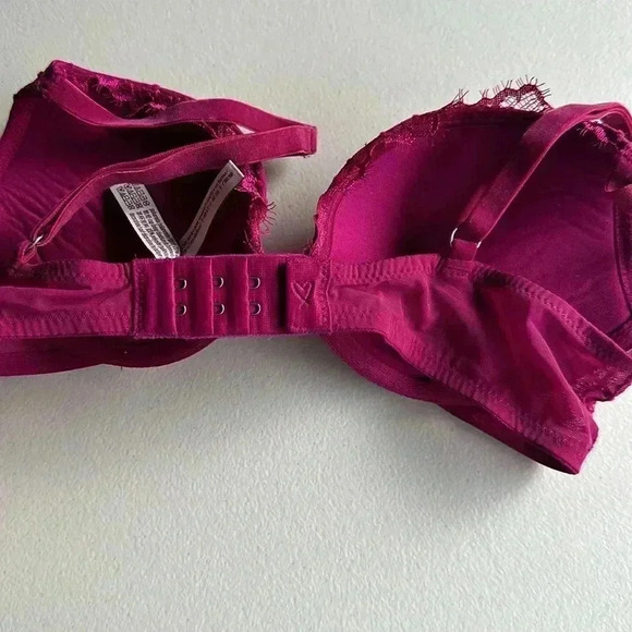 Victorias secret - Picture 2 of 2